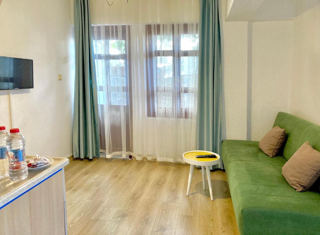 Amigo Apart Aparthotel อัคยาคา ภายนอก รูปภาพ